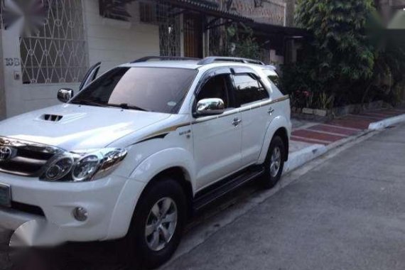 Toyota Fortuner V 4*4 Top of the Line