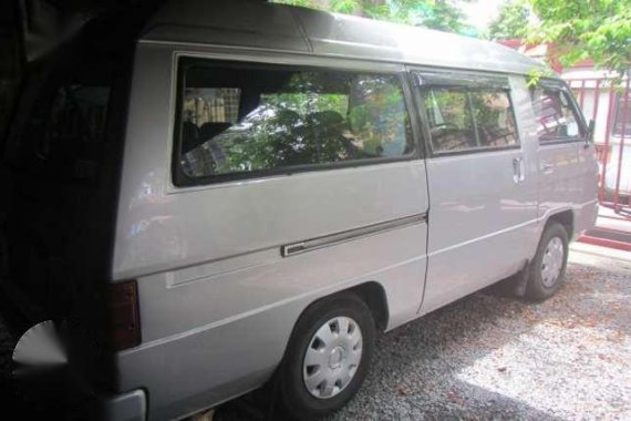 Mitsubishi L300 Versa Van 2008