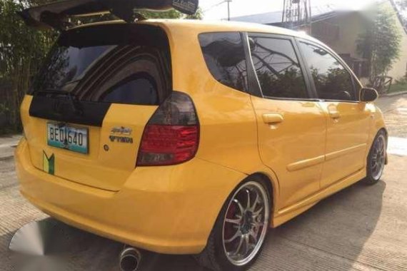 Honda Fit Jazz 2002 AT vios yaris 