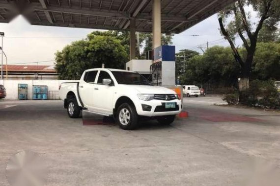 2012 Mitsubishi Strada