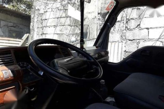 Isuzu Elf 4jg2 running condition already register 380k negotiable