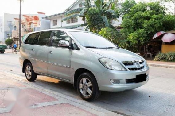 2005 Toyota Innova G AT Silver For Sale