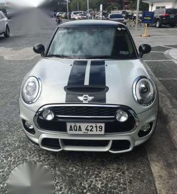 Mini Cooper S with JCW tuning kit