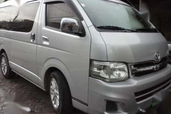 Toyota Hiace grandia gl 2013