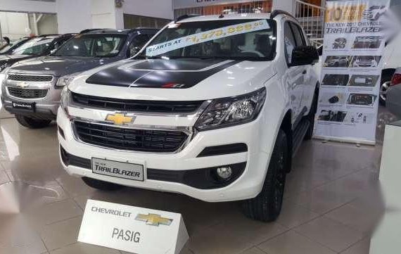 New 2017 Chevrolet Trailblazer AT White 