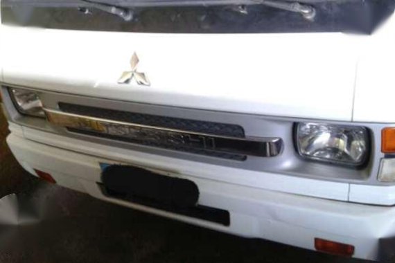 2012 Mitsubishi L300 FB Deluxe