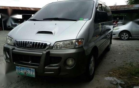 Hyundai Starex - 2004 AT alt. Innova adventure revo