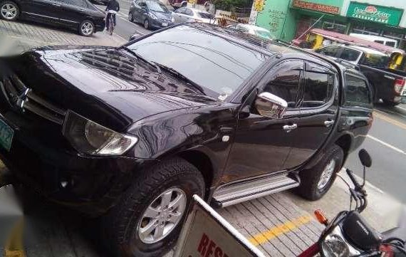 Mitsubishi Strada MT GLX 2012