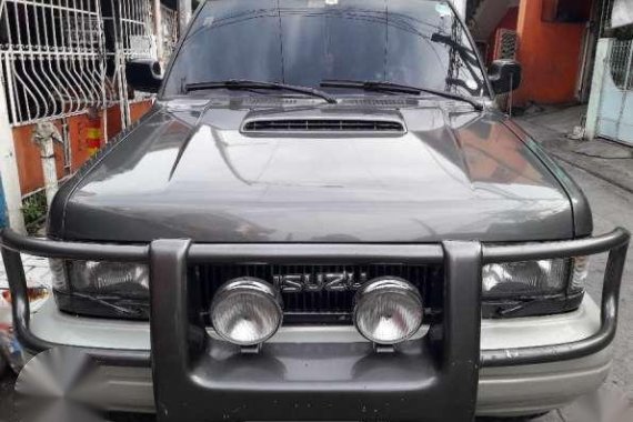 Isuzu Bighorn Trooper 4x4 AT Diesel