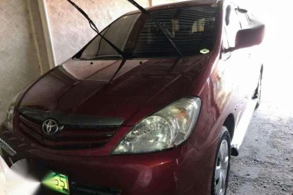 Toyota Innova J 2010