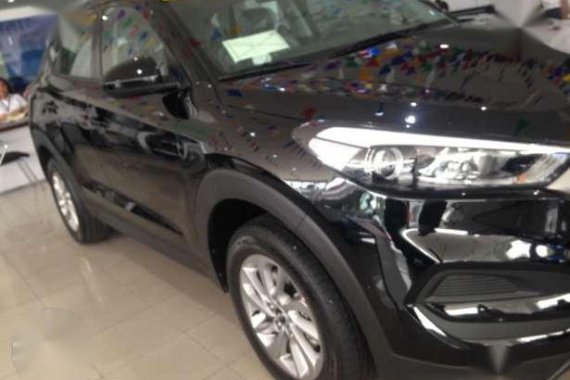 2017 Hyundai 2.0 Tucson GL Gas 6AT MT 2WD JUNE PROMO