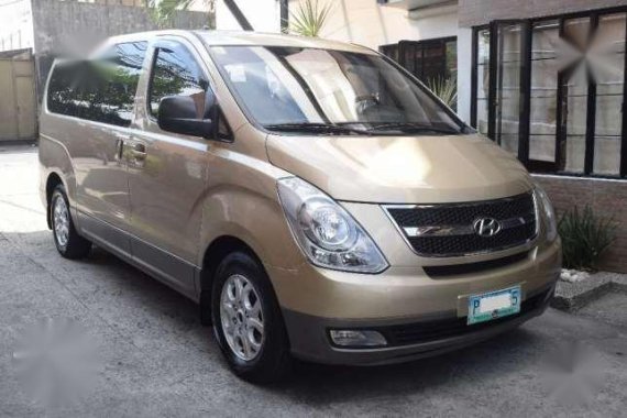 2010 Hyundai Grand Starex Gold