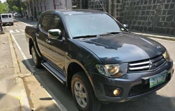 Mitsubishi Strada 2011 glx-v at