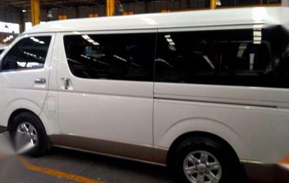 2011 Toyota Hiace Super Grandia DIESEL trade in Accept Bank Financing