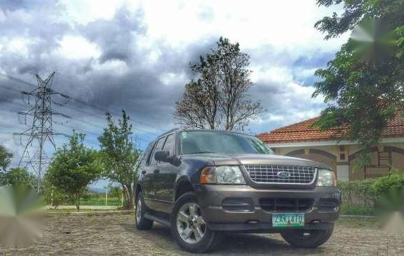 Ford Explorer XLT 4x2 2005