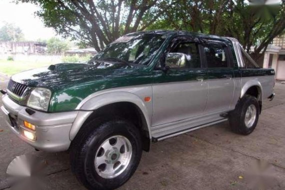 2001 Mitsubishi Strada L200 TDIC 4x4 top of the line