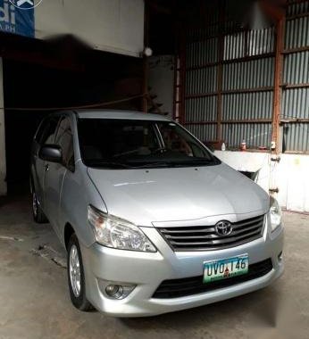 2013 Toyota Innova E