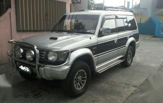 Mitsubishi pajero 4m40 automatic 4x4