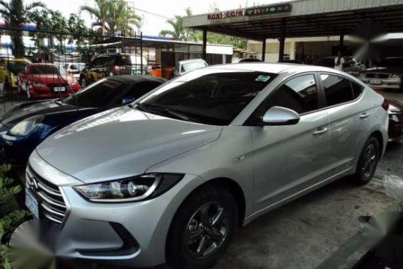 2016 Hyundai Elantra 1.6 GL M.T.