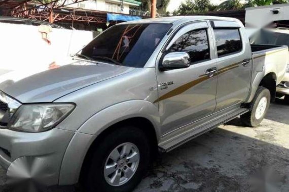 1 day Sale sale May 11 2009 Toyota Hilux for 625k