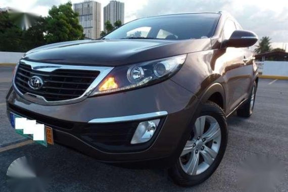 Top of the Line Kia Sportage EX AT 2F4U