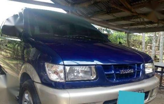 Isuzu crosswind 2001 1st own Registered