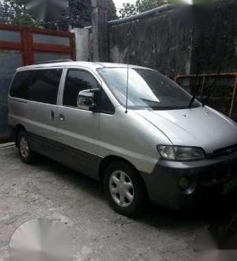 1998 Hyundai Starex van