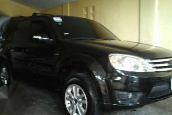 Ford escape xls 2010 model Automatic Price 375k