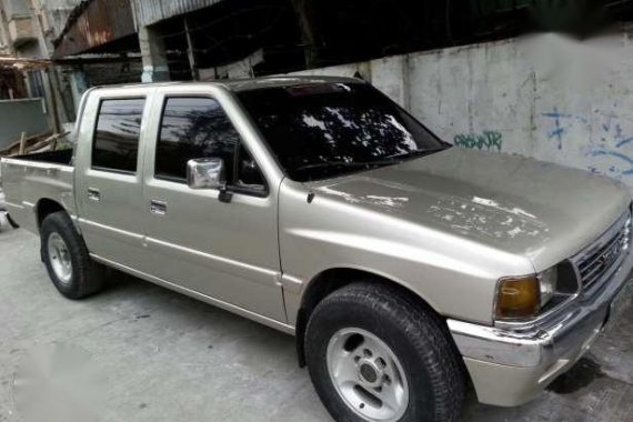 1997 Isuzu Fuego LS 4x2 MT