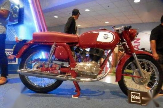 Cafe Racer Gilera 64Giubileo 175c RARE Italian motorcycle LEGEND ROLEX