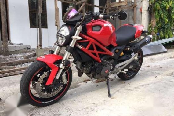 Ducati Monster KTM Yamaha Honda Kawasaki Suzuki