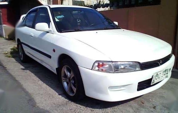 mitsubishi lancer glxi pizza pie 97model