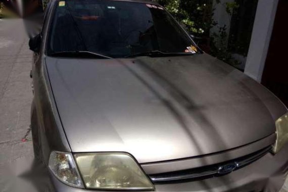 Ford lynx 2002 ghia 1.6 sedan