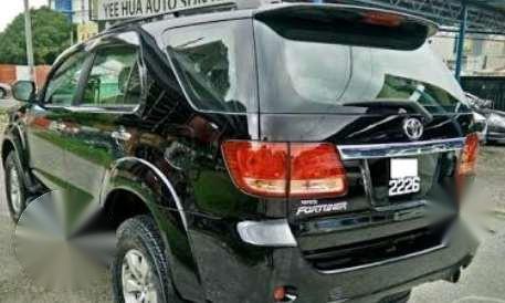 2006 Toyota Fortuner G AT Black For Sale