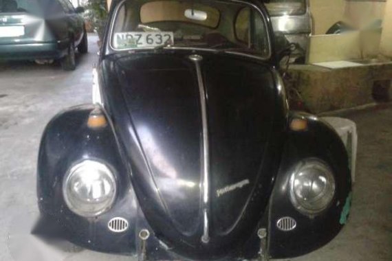 1966 volkswagen bettle with sunroof