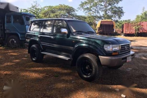 Toyota Land Cruiser VX80 Green AT 