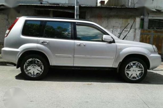 Nissan Xtrail Silver AT 2004 For Sale