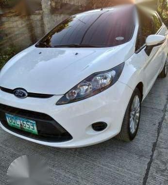 2013 Ford Fiesta Sedan