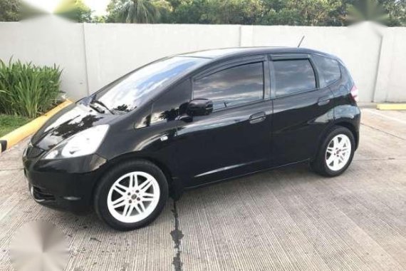 2010 Honda Jazz AT Black For Sale
