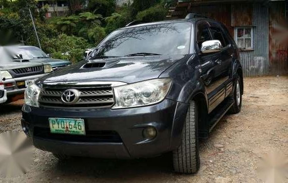 2011 Toyota Fortuner V 4x4 Automatic