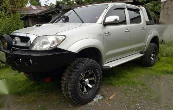 Toyota Hilux G 4x4 2010 MT Silver 