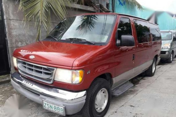 2002 Ford E-150 Van chateau 12 seater luxury van (AT)