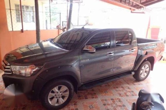 Toyota Hilux Gray 2016 AT 4X4 For Sale