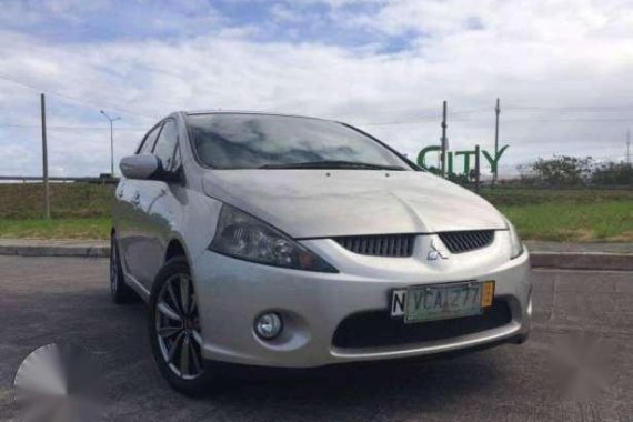 Mitsubishi Grandis 2.4 MIVEC AT