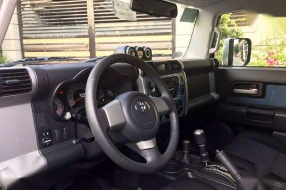 2015 Toyota FJ Cruiser AT