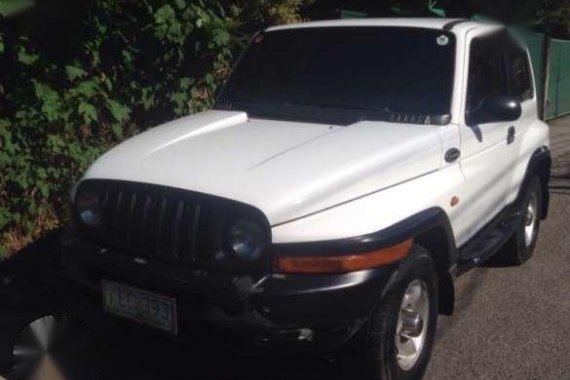 2006 Korando 2Dr. Sports White 4X4