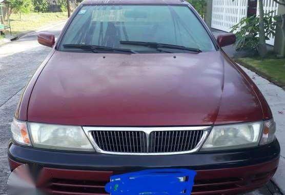 Nissan Sentra 1999 MT Red