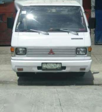 Mitsubishi L300 FB 1990 White
