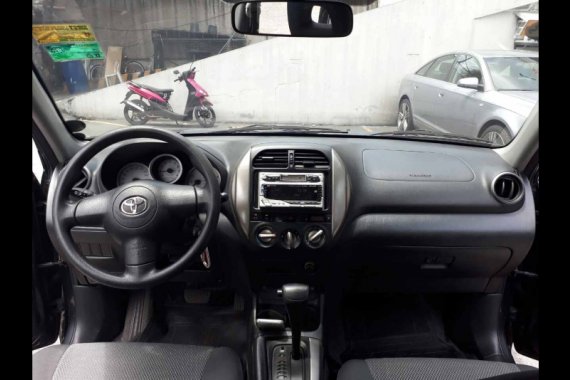 2004 Toyota Rav4 (4X4) AT