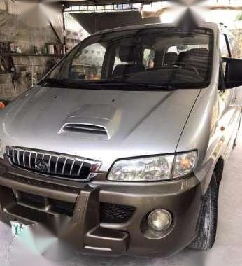 Hyundai Starex 2002 AT Silver 